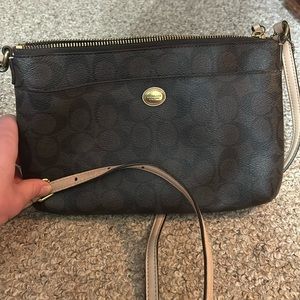 Coach cross over body purse